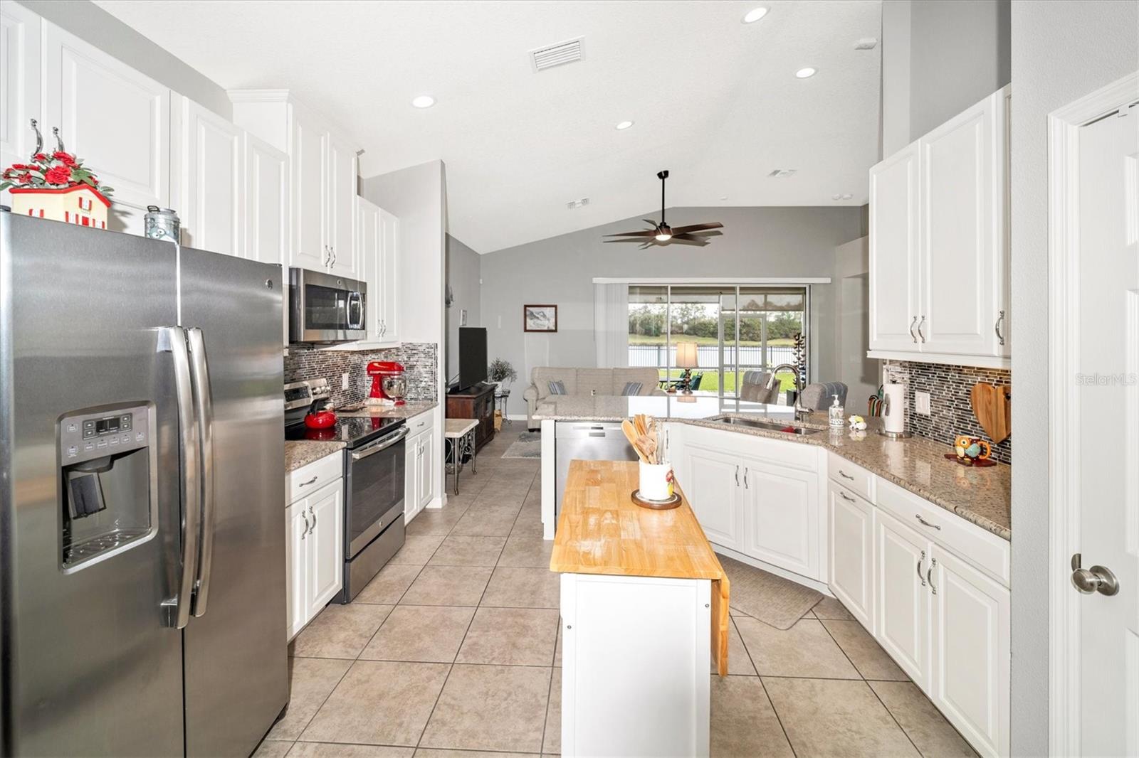 ARBOR LAKES ON PALMER RANCH - Residential