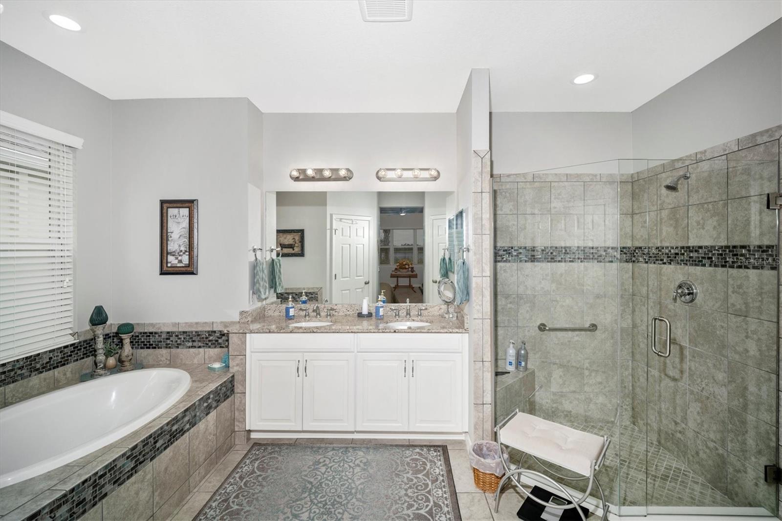 ARBOR LAKES ON PALMER RANCH - Residential