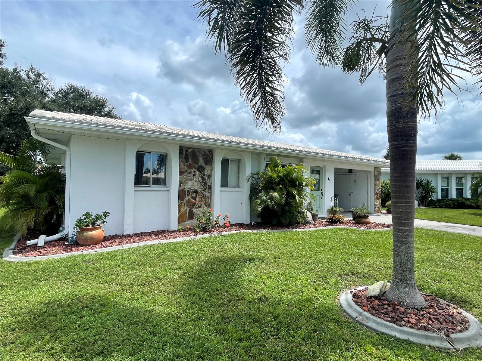 132 CIRCLEWOOD DRIVE B1-5