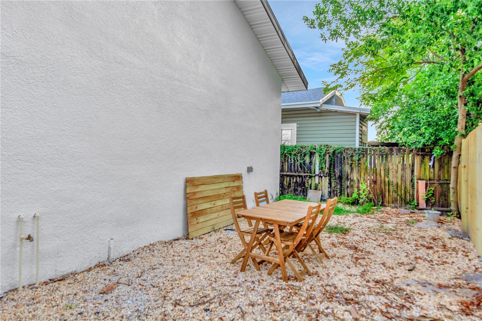 LESLEYS PLAT - Residential