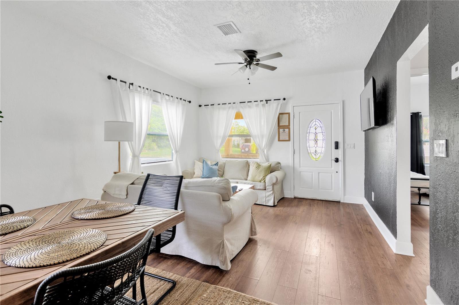 LESLEYS PLAT - Residential