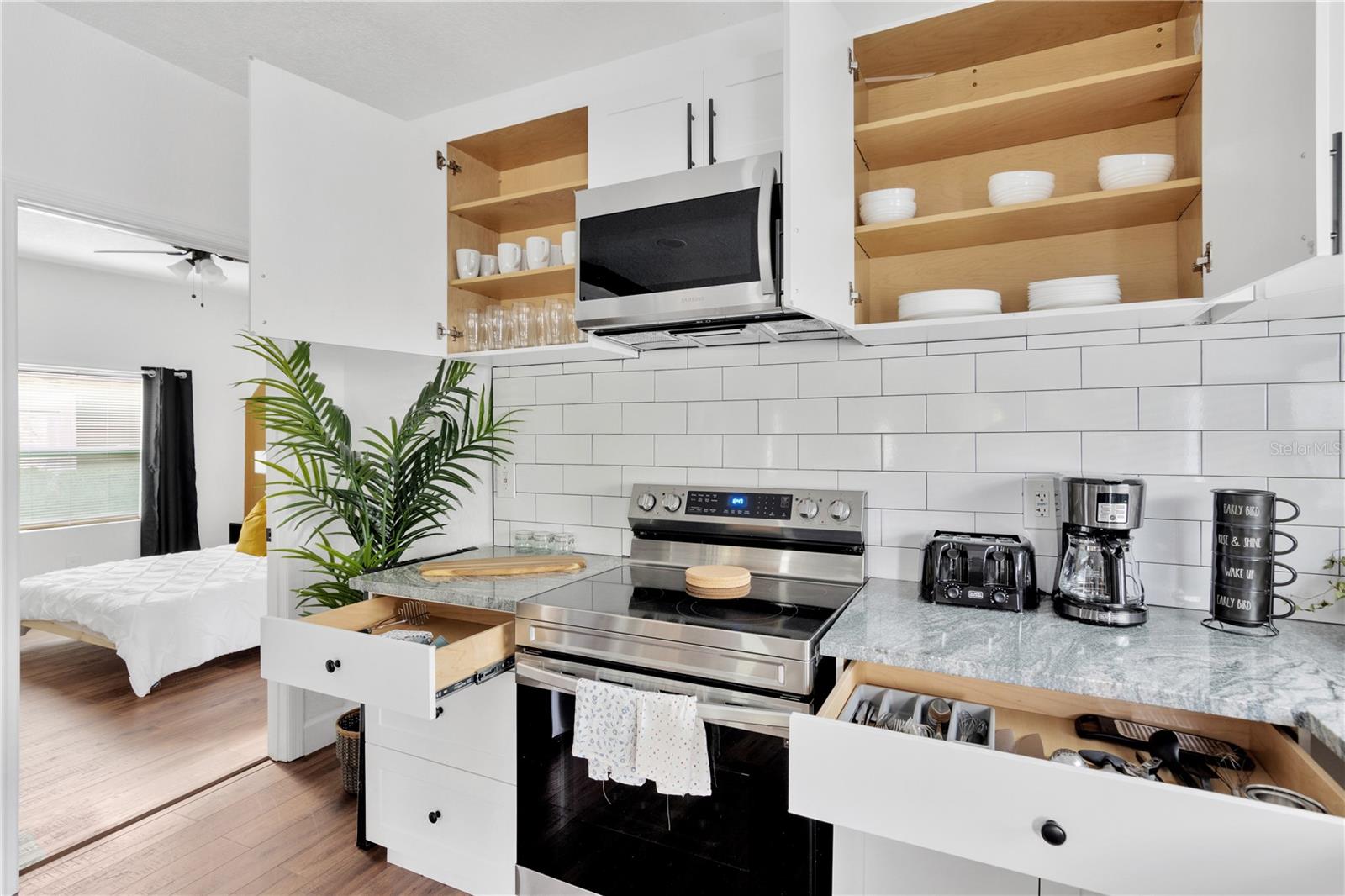 LESLEYS PLAT - Residential