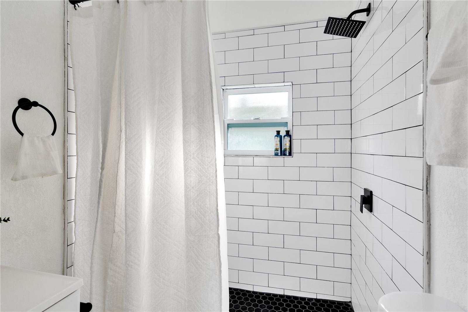 LESLEYS PLAT - Residential