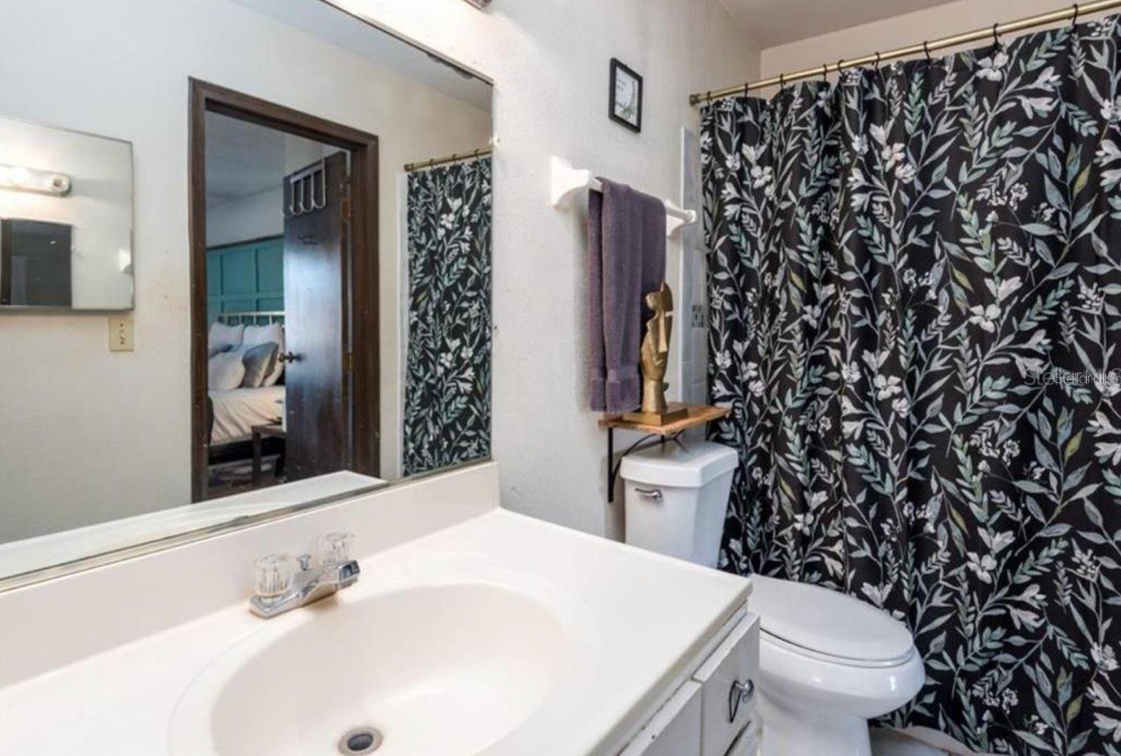 2342 HUNTINGTON GREEN COURT 2