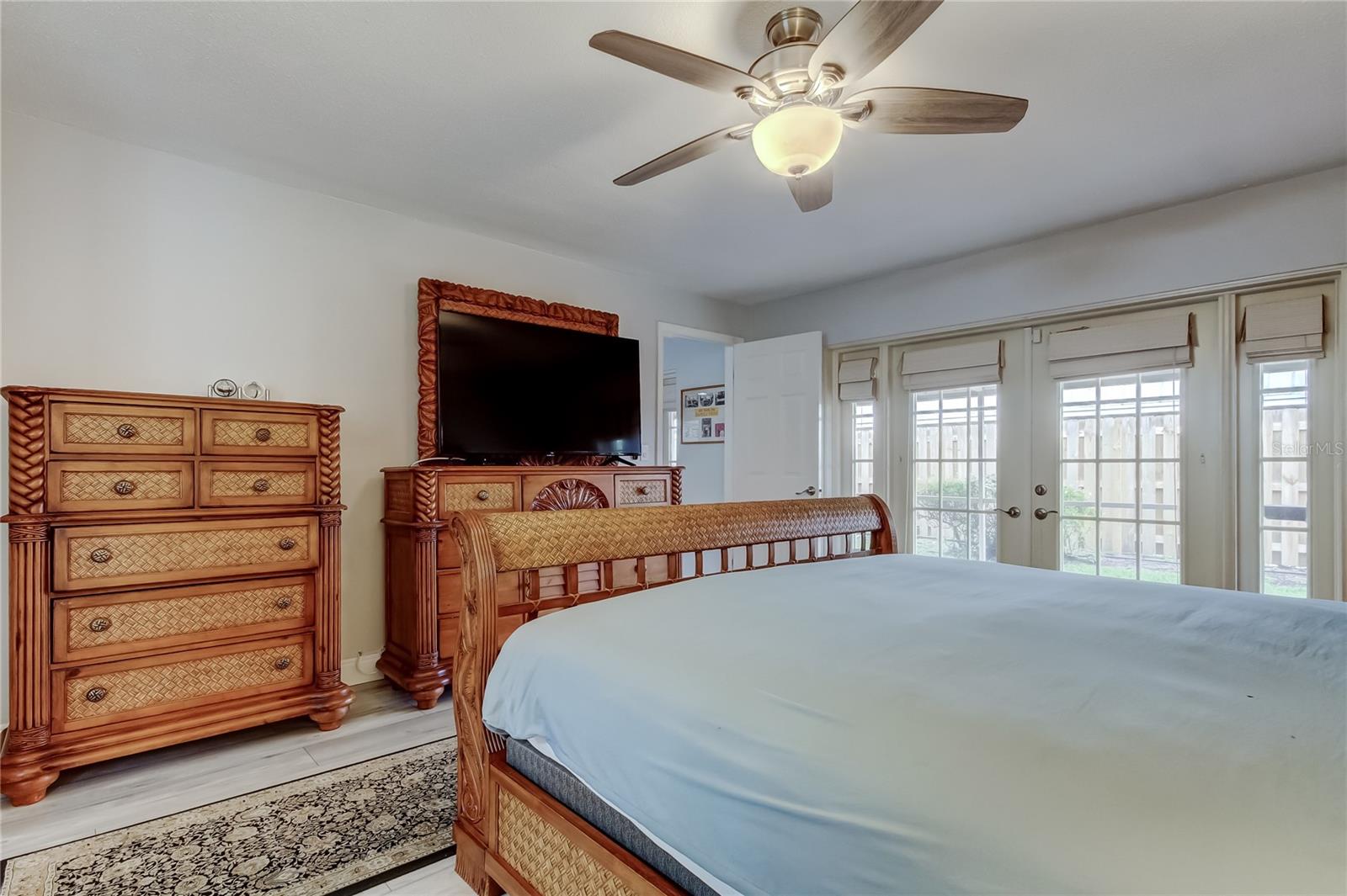 SEMINOLE-ON-THE-GREEN - Residential