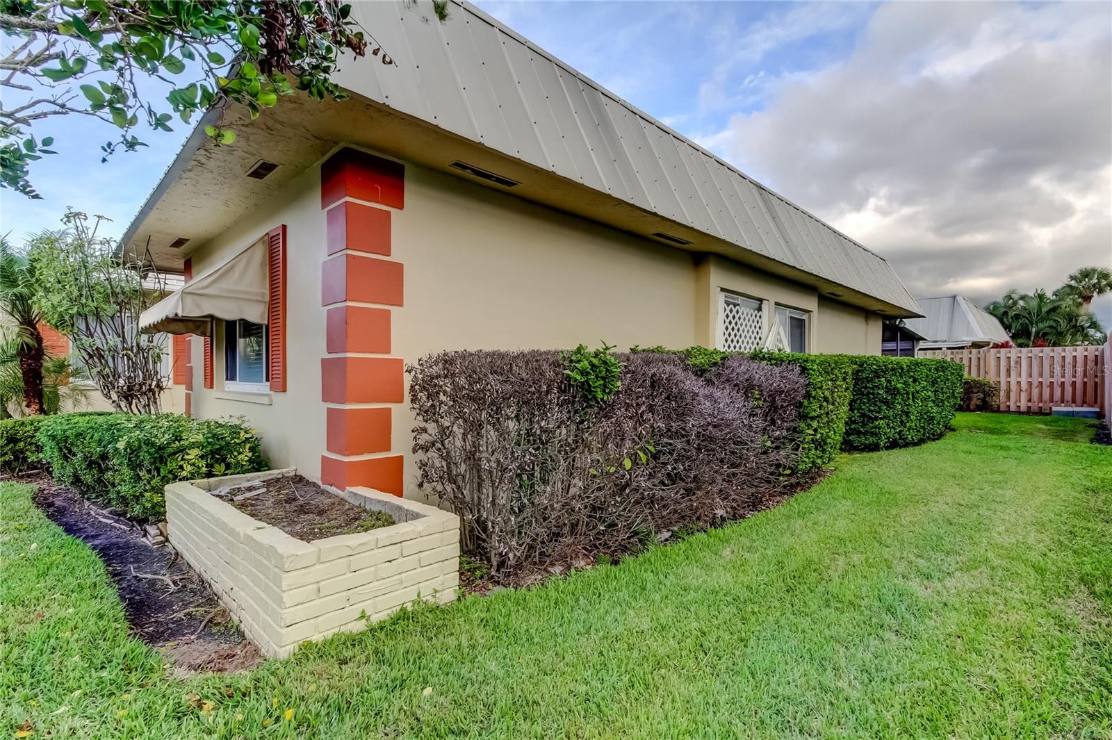 SEMINOLE-ON-THE-GREEN - Residential