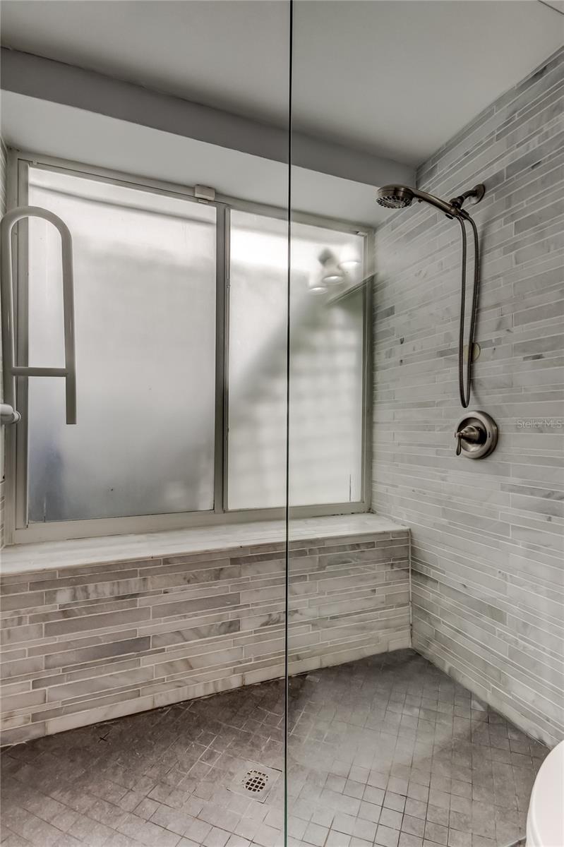 SEMINOLE-ON-THE-GREEN - Residential