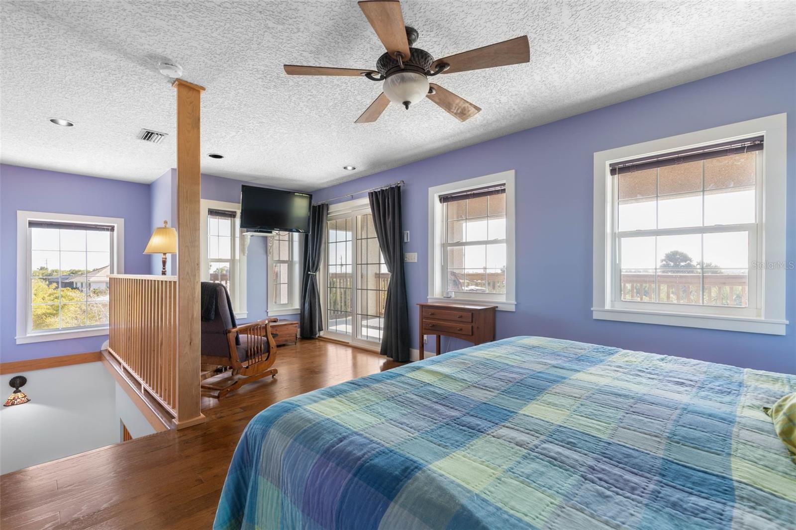 HAMMOCK - Residential