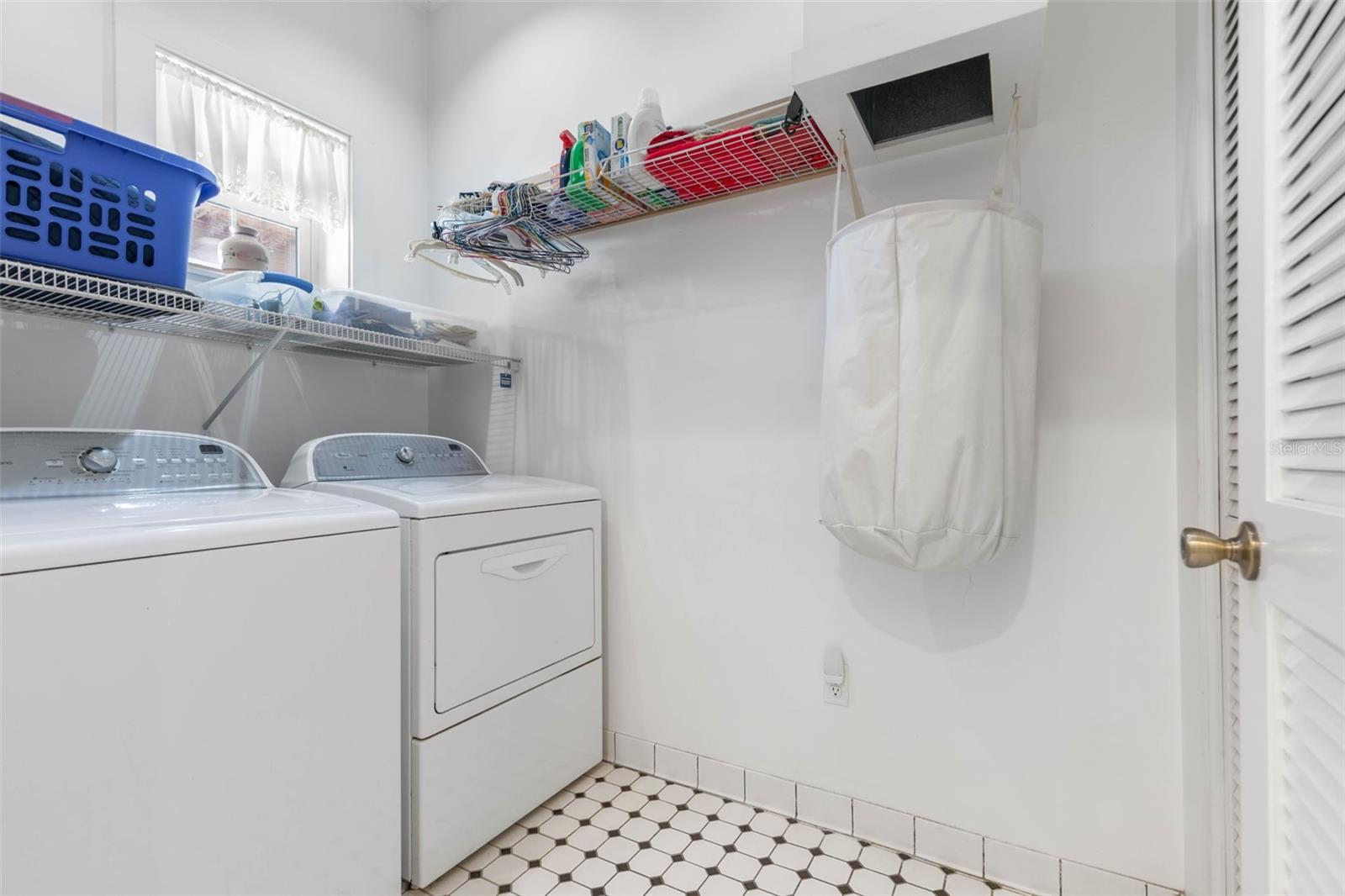 HAMMOCK - Residential