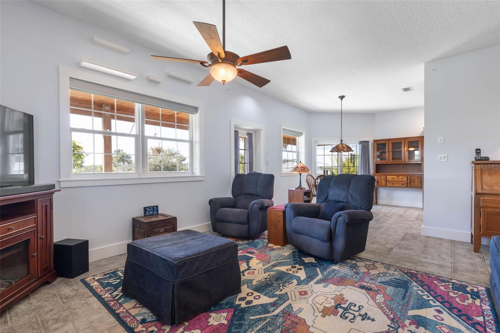 HAMMOCK - Residential