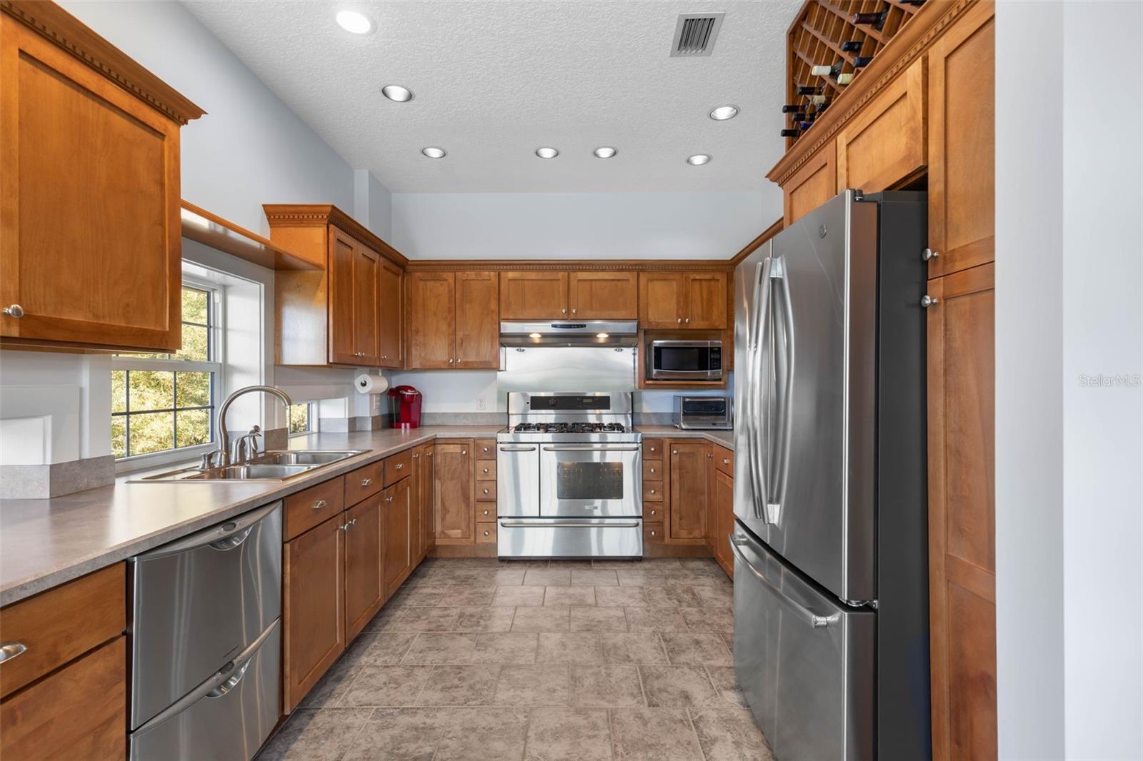 HAMMOCK - Residential