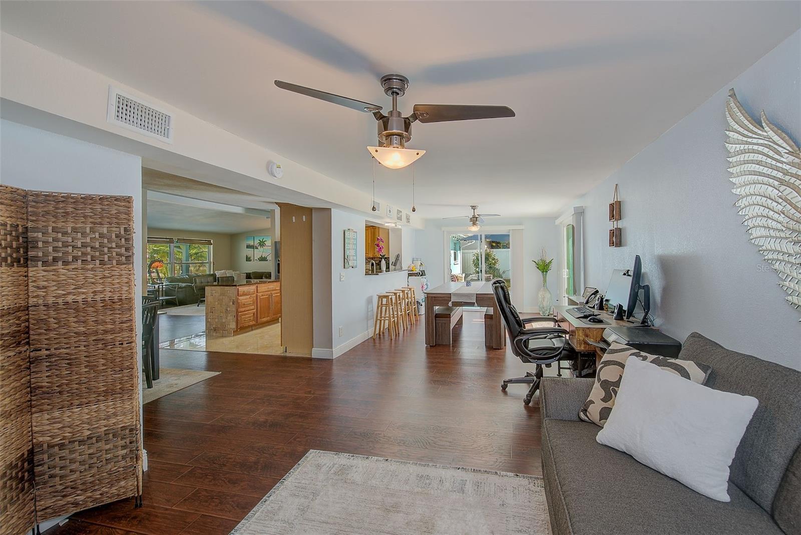 BELLEAIR MANOR - Residential