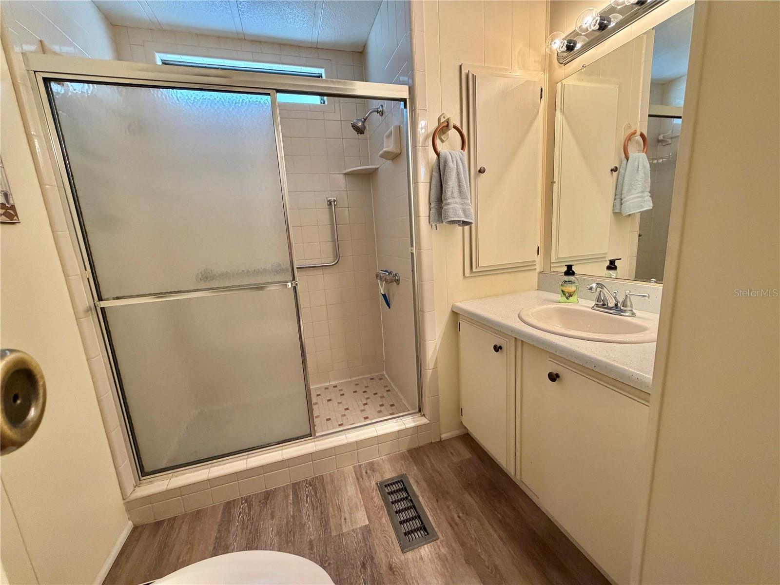 HAWTHORNE AT LEESBURG A COOP - Residential