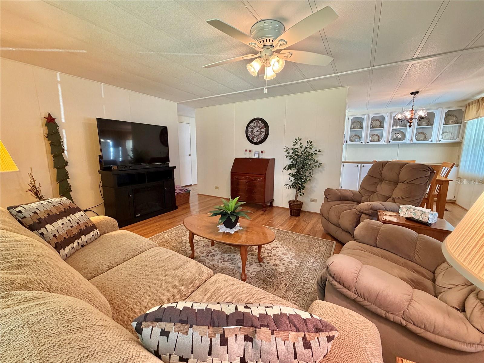 HAWTHORNE AT LEESBURG A COOP - Residential