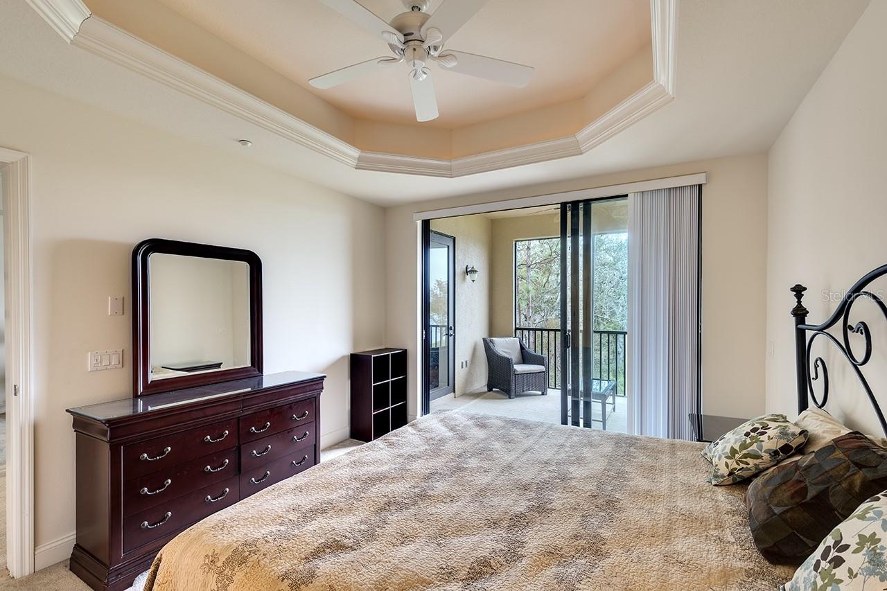 LAKE VISTA RESIDENCES - Residential