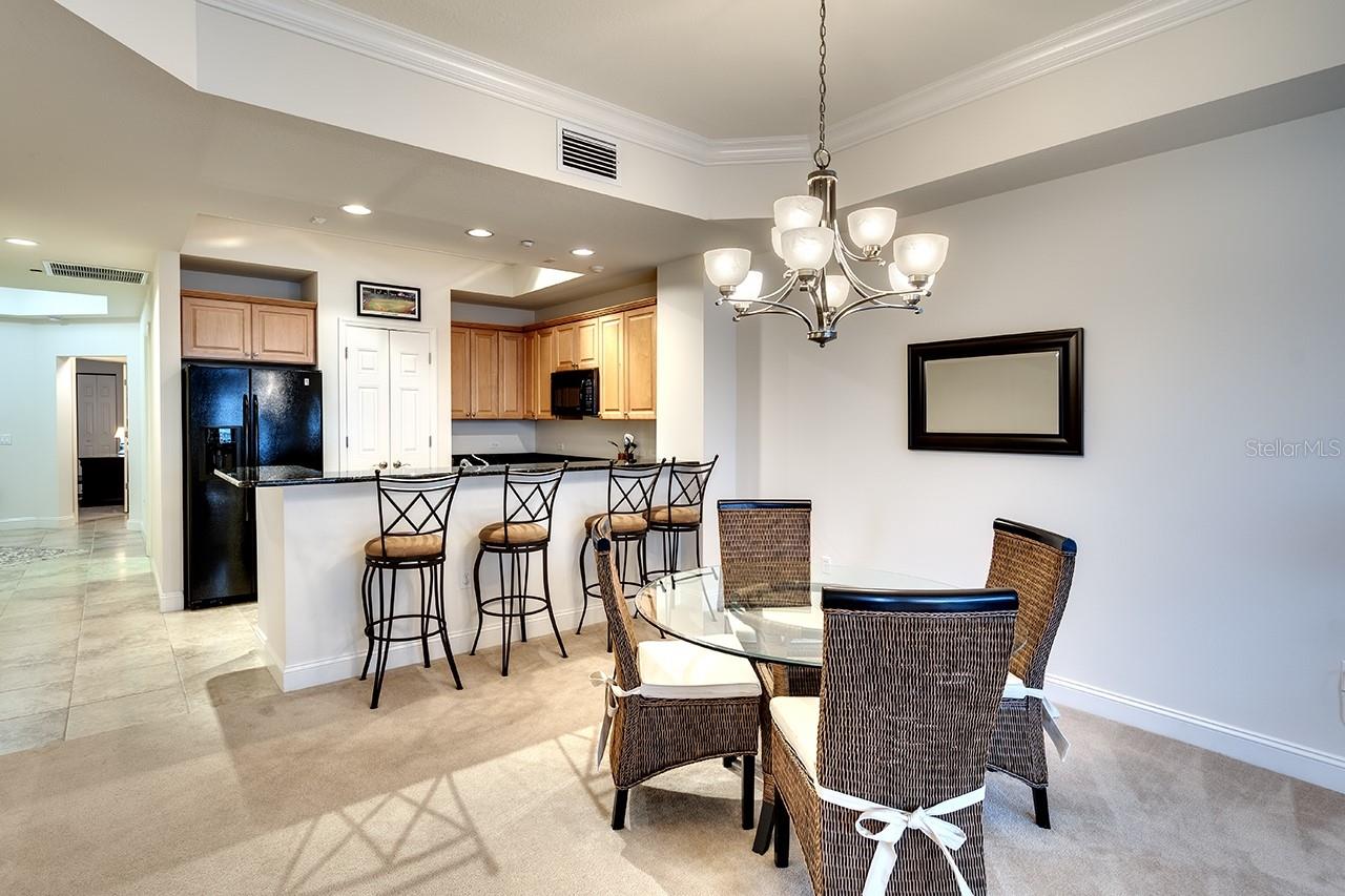 LAKE VISTA RESIDENCES - Residential