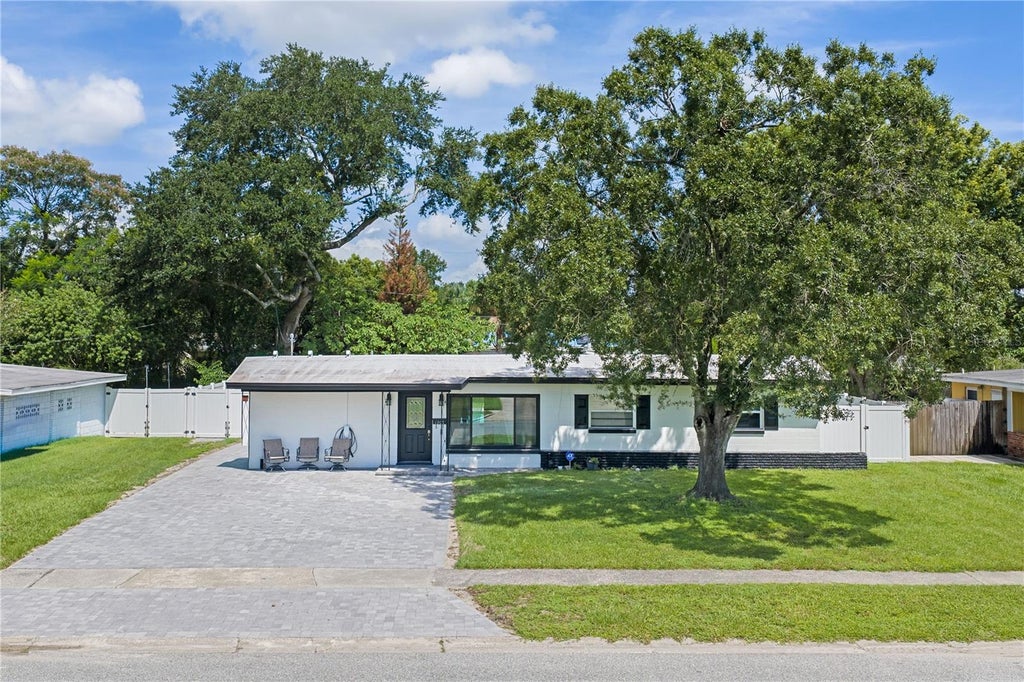 Photo of 1307 Baltimore Drive, Orlando, FL 32810 (MLS # TB8549936)