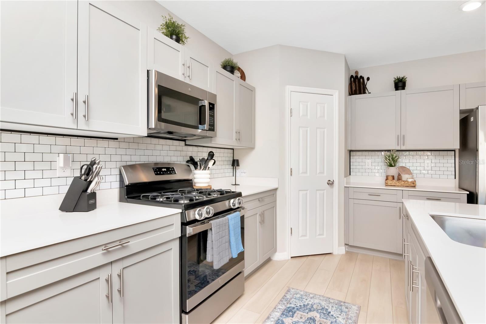 BELL CREEK LANDING - Residential