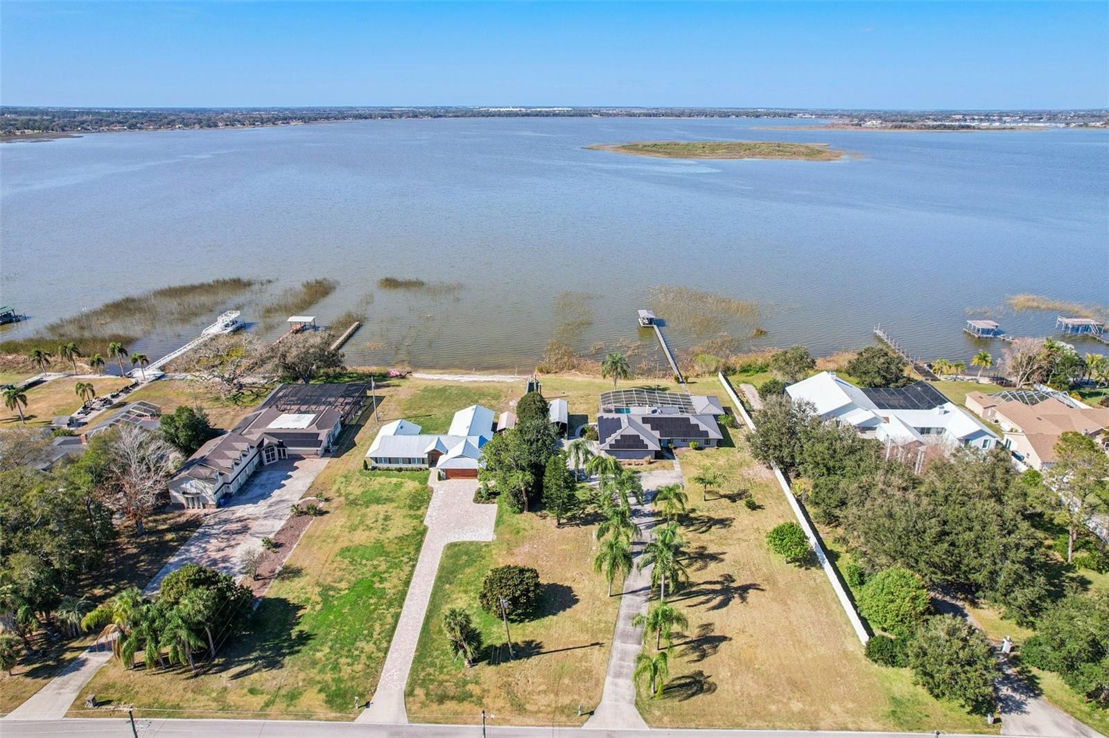 MAGNOLIA SHORES - Residential