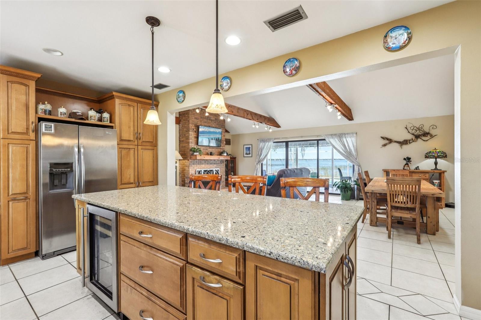 MAGNOLIA SHORES - Residential