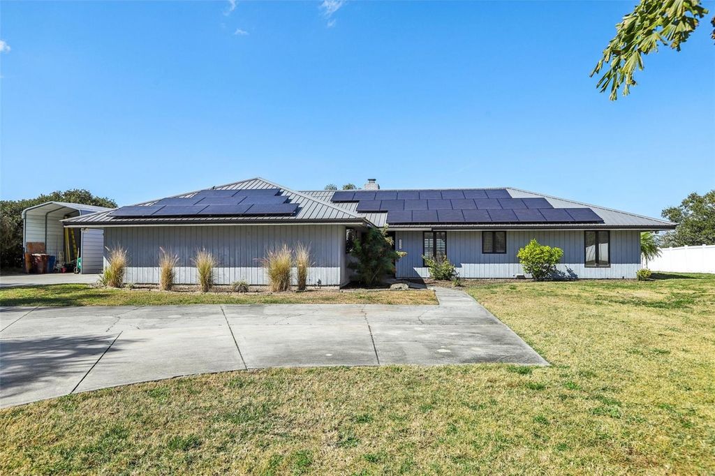 Photo of 3050 Crump Road, Winter Haven, FL 33881 (MLS # L4959091)