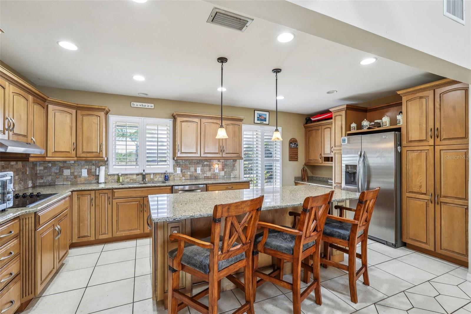 MAGNOLIA SHORES - Residential