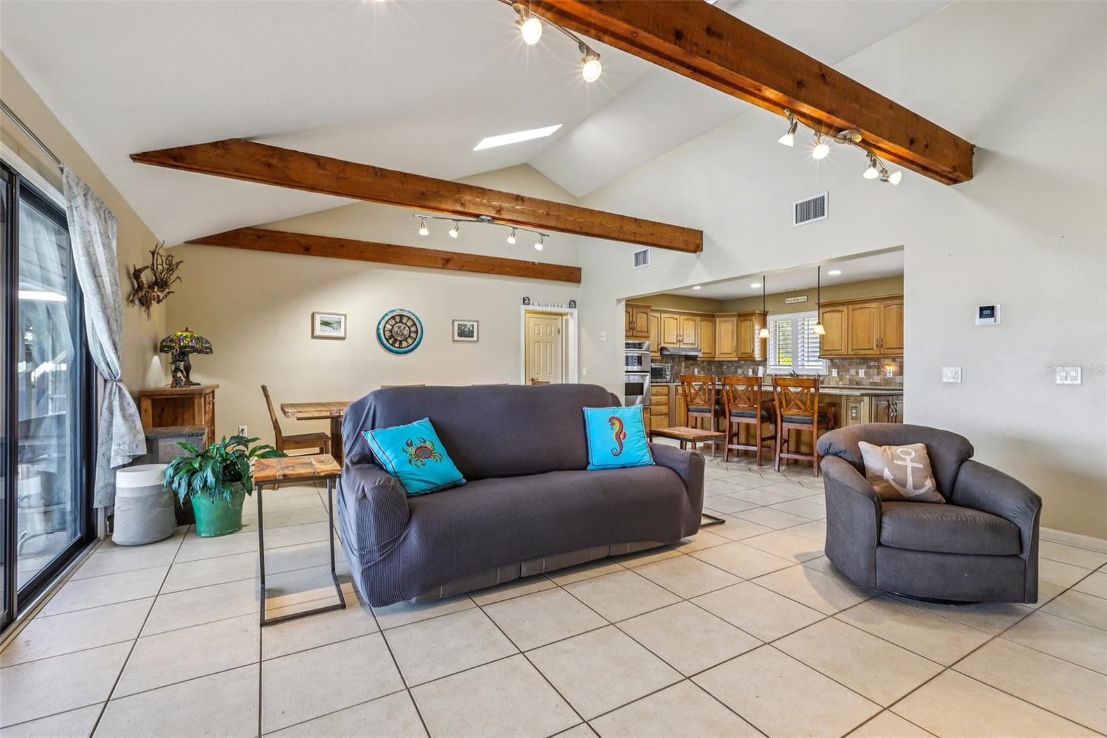 MAGNOLIA SHORES - Residential