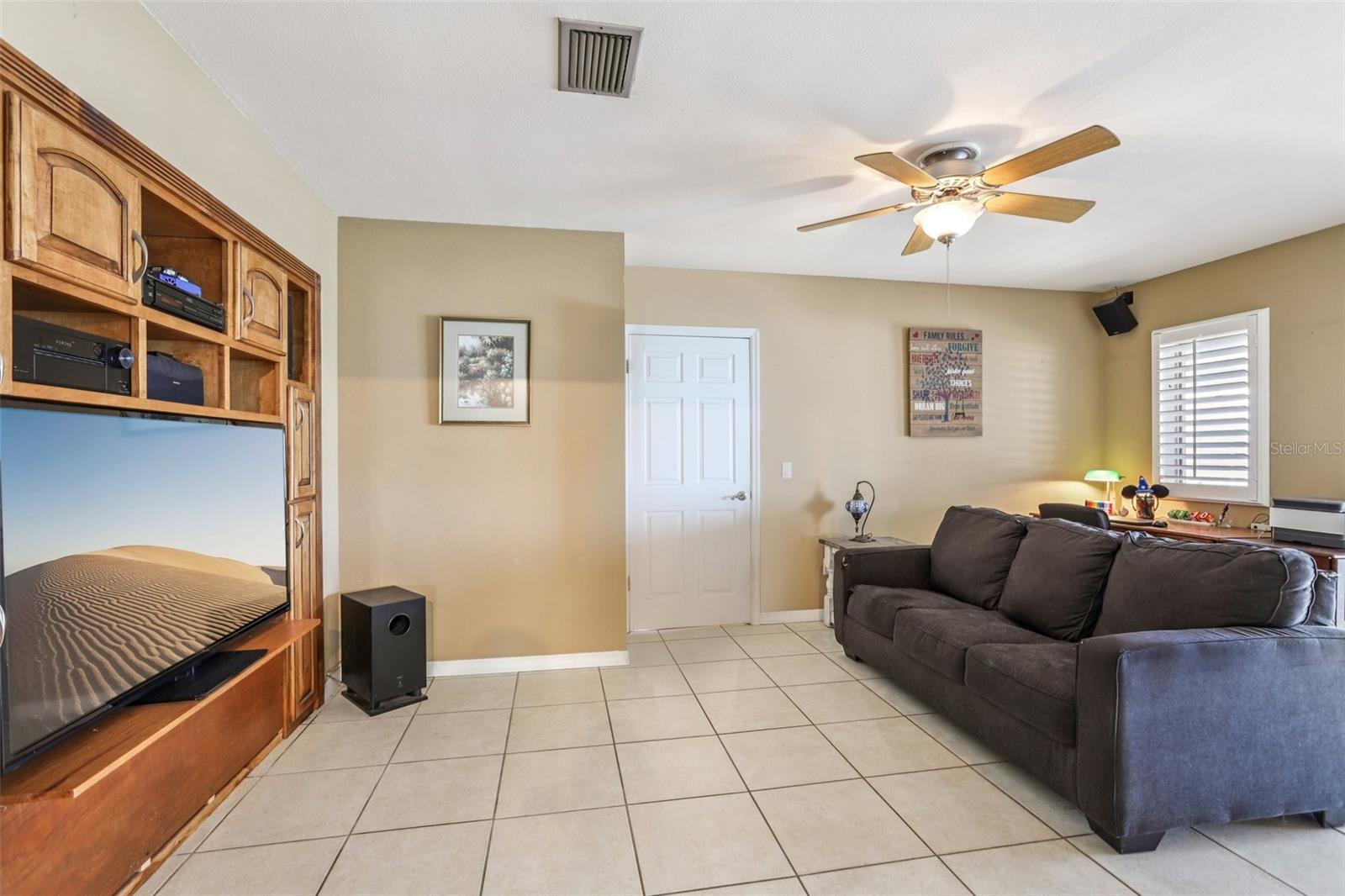 MAGNOLIA SHORES - Residential