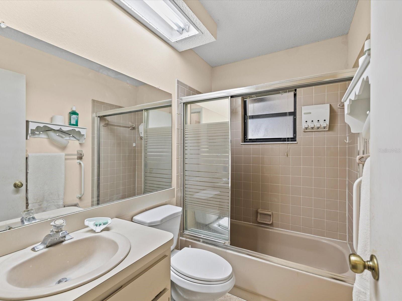 3250 AMBASSADOR AVENUE