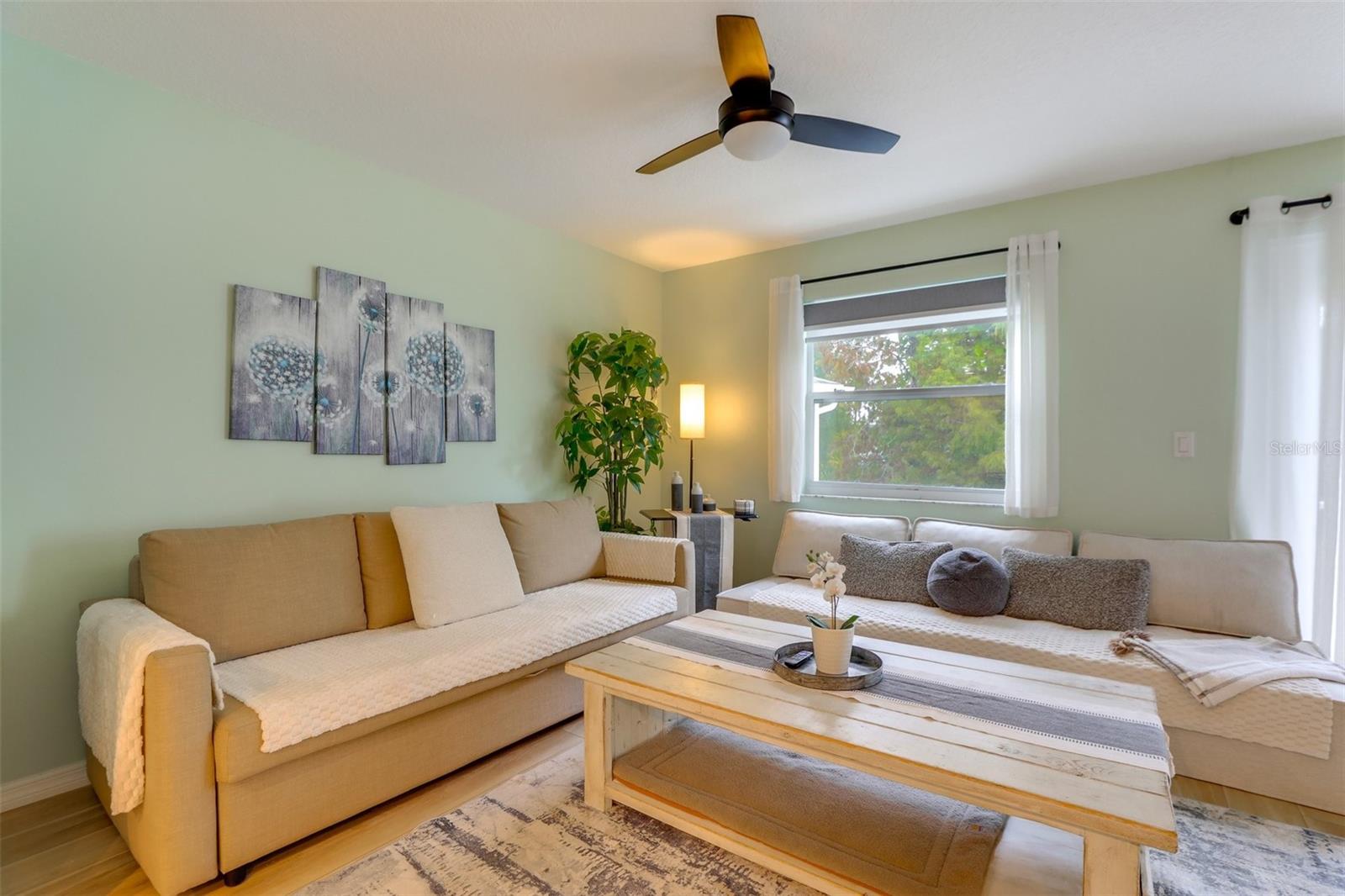 CITY HOMES AT CYPRESS WALK - Residential Lease