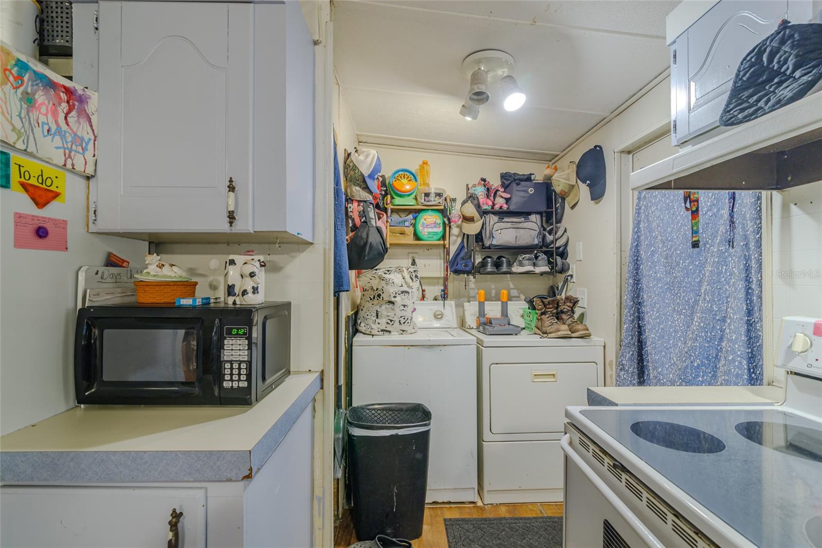 LAKE TROPICANA RANCHETTES 03 - Residential