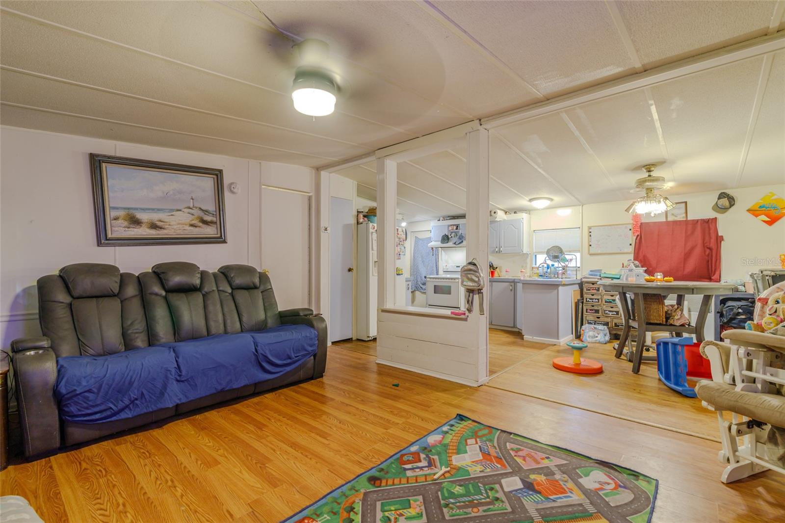 LAKE TROPICANA RANCHETTES 03 - Residential