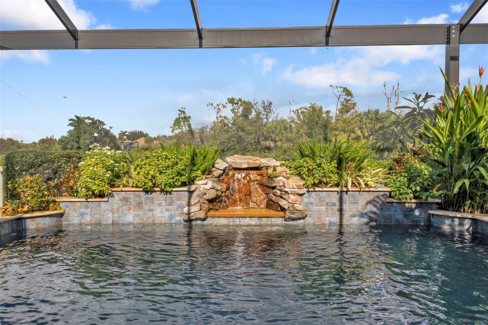 RIVERWOOD - Residential