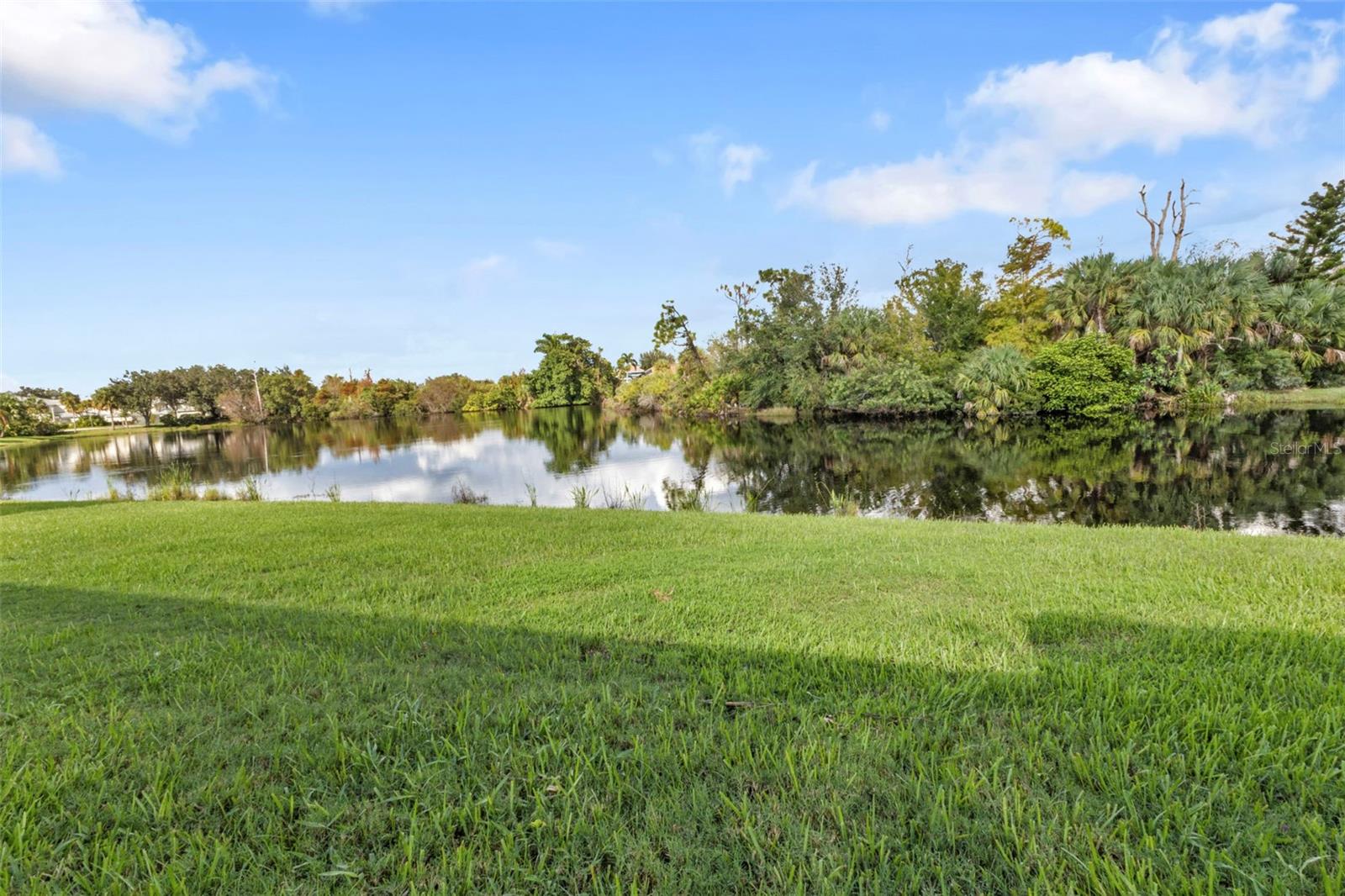 RIVERWOOD - Residential