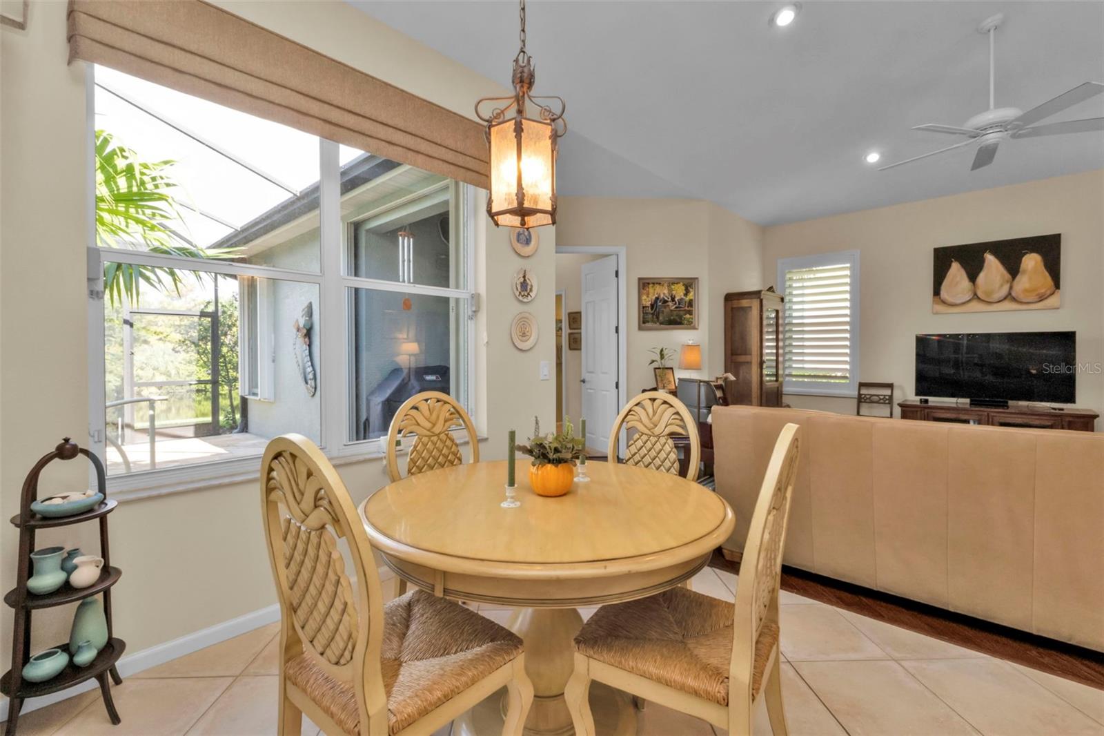 RIVERWOOD - Residential