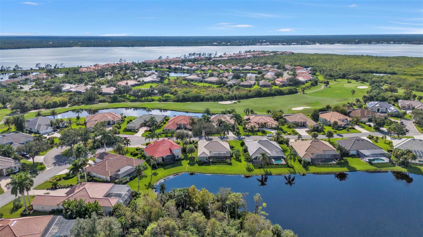 RIVERWOOD - Residential