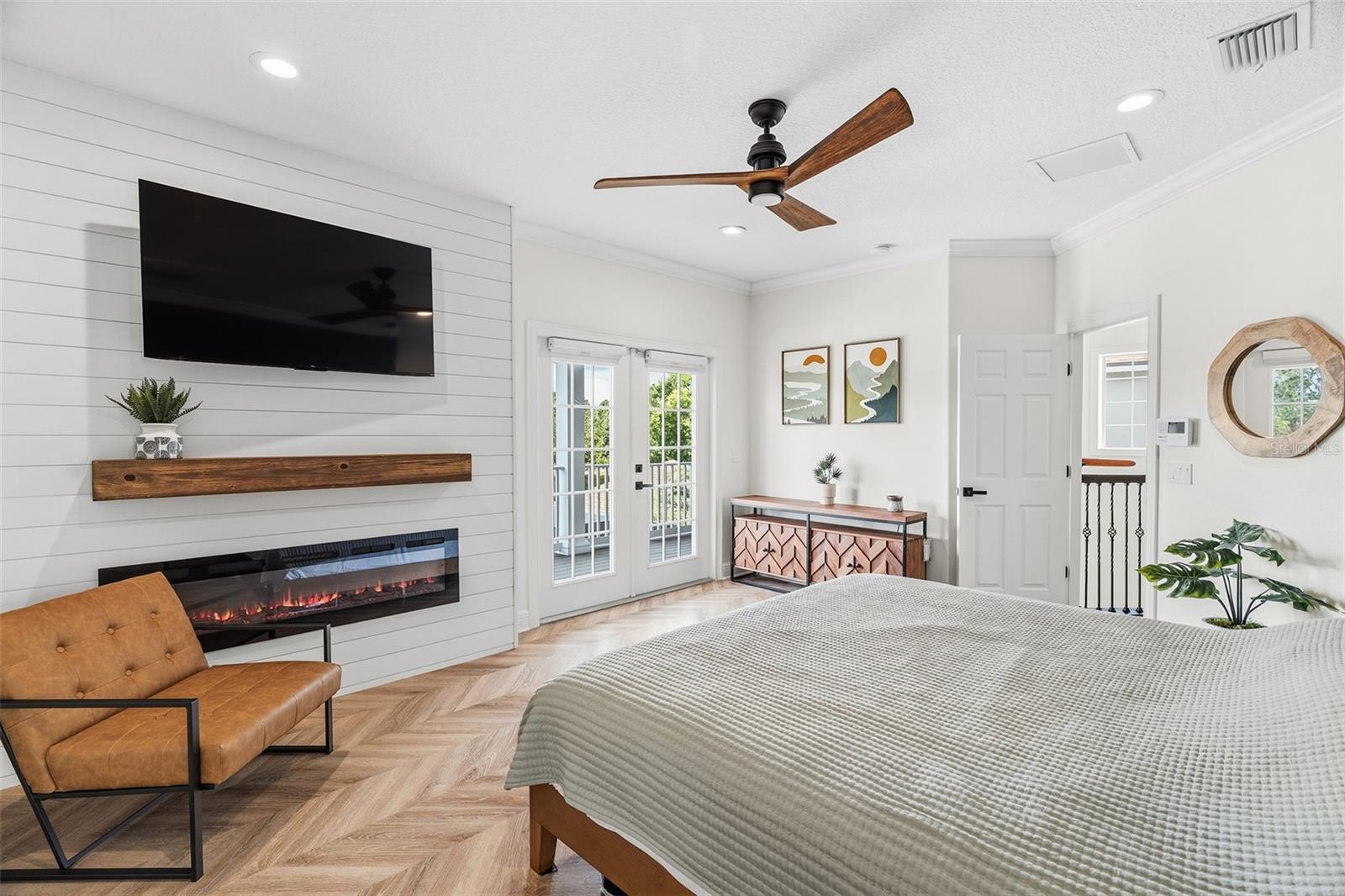 HARMONY, BIRCHWOOD NGHBHDS - Residential