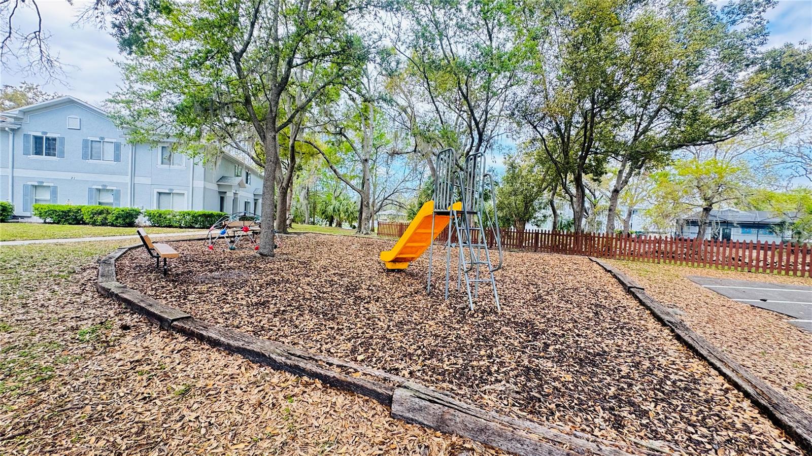 WATERSIDE CONDO III - Residential Lease