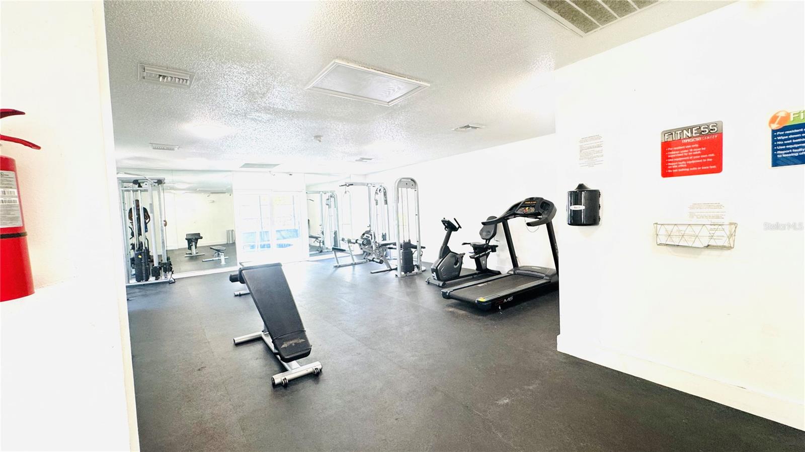 WATERSIDE CONDO III - Residential Lease