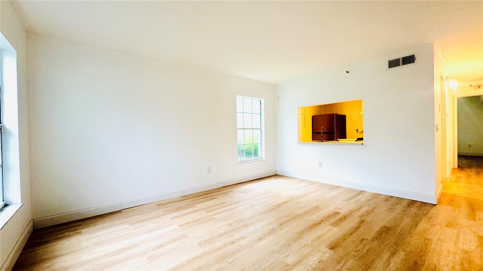 WATERSIDE CONDO III - Residential Lease