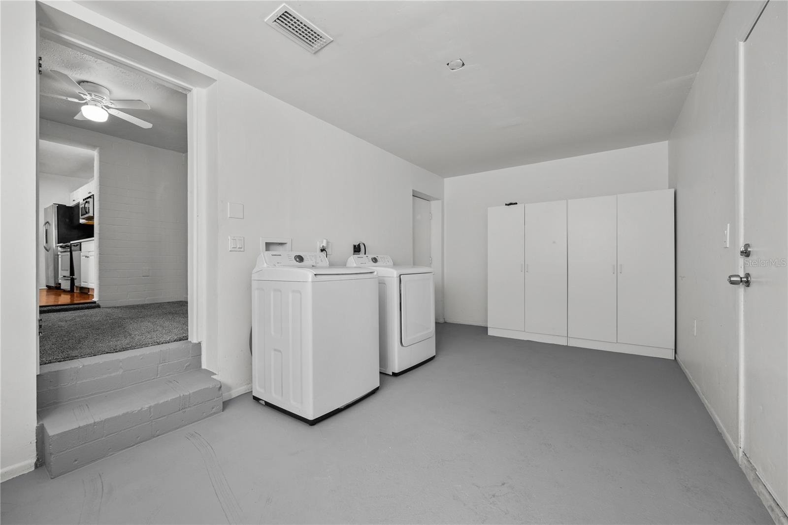 HIGHLAND COURT #1 - Residential