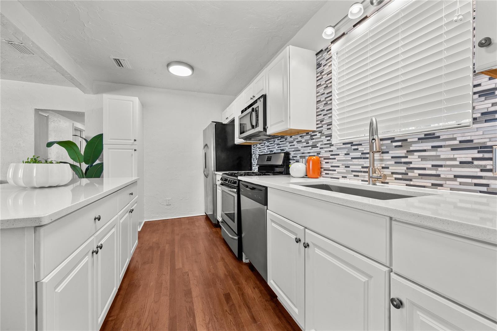 HIGHLAND COURT #1 - Residential