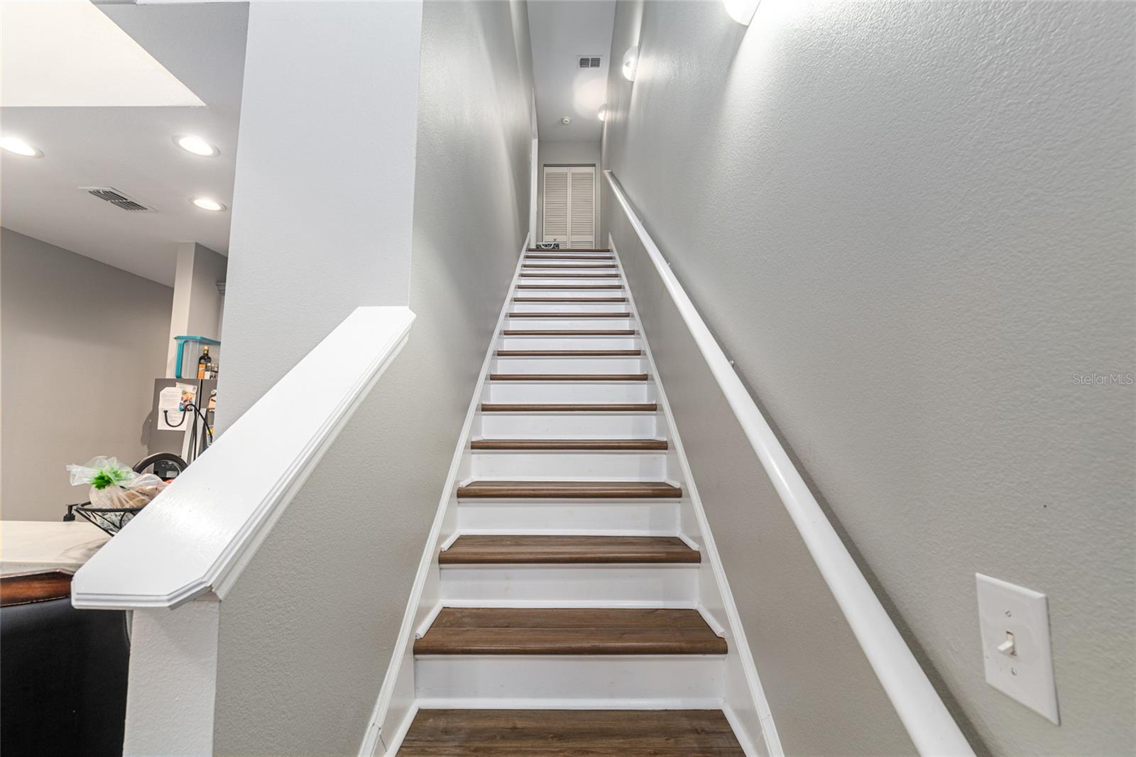 LIONSGATE CONDO - Residential