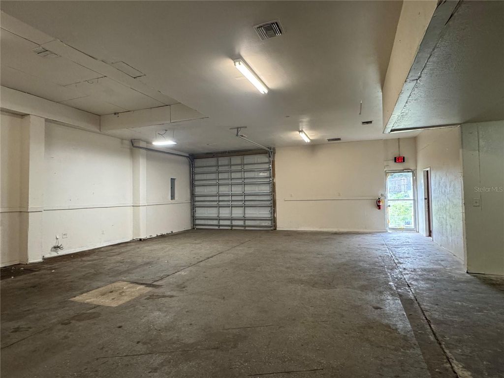 Photo of 16008 Us Highway 301, Dade City, FL 33523 (MLS # TB8501317)