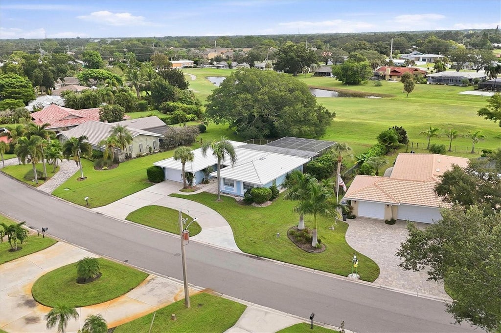 Photo of 2243 Brookhaven Drive, Sarasota, FL 34239 (MLS # A4707393)