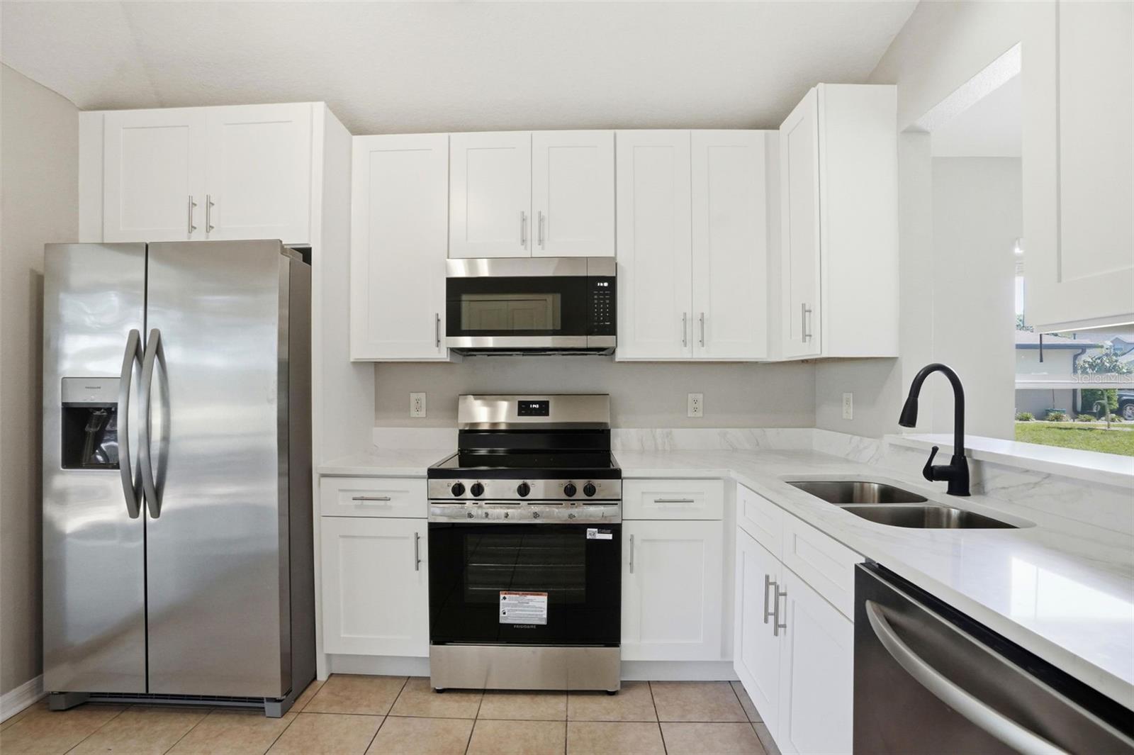 SPRING RIDGE - Residential