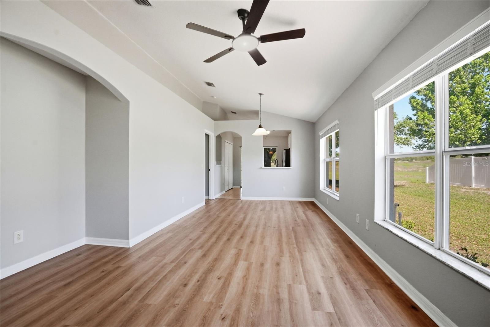 SPRING RIDGE - Residential