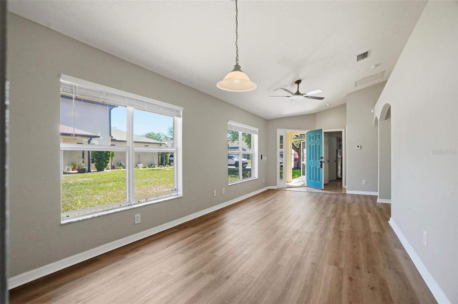 SPRING RIDGE - Residential