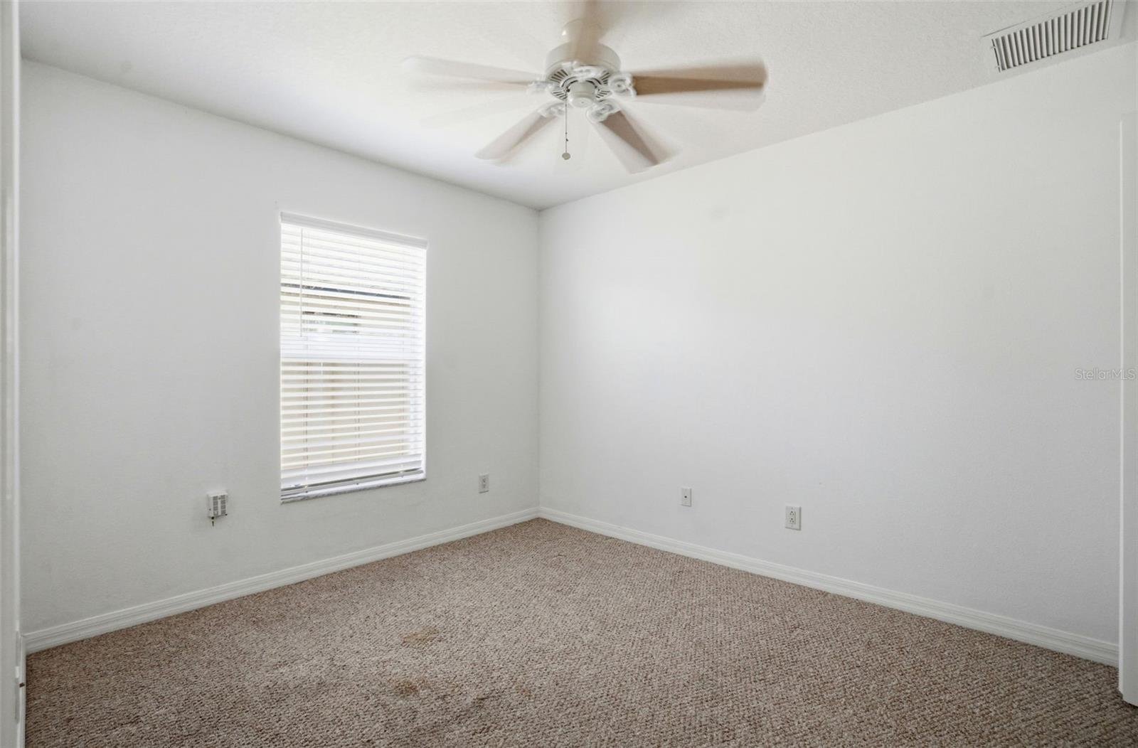 SPRING RIDGE - Residential