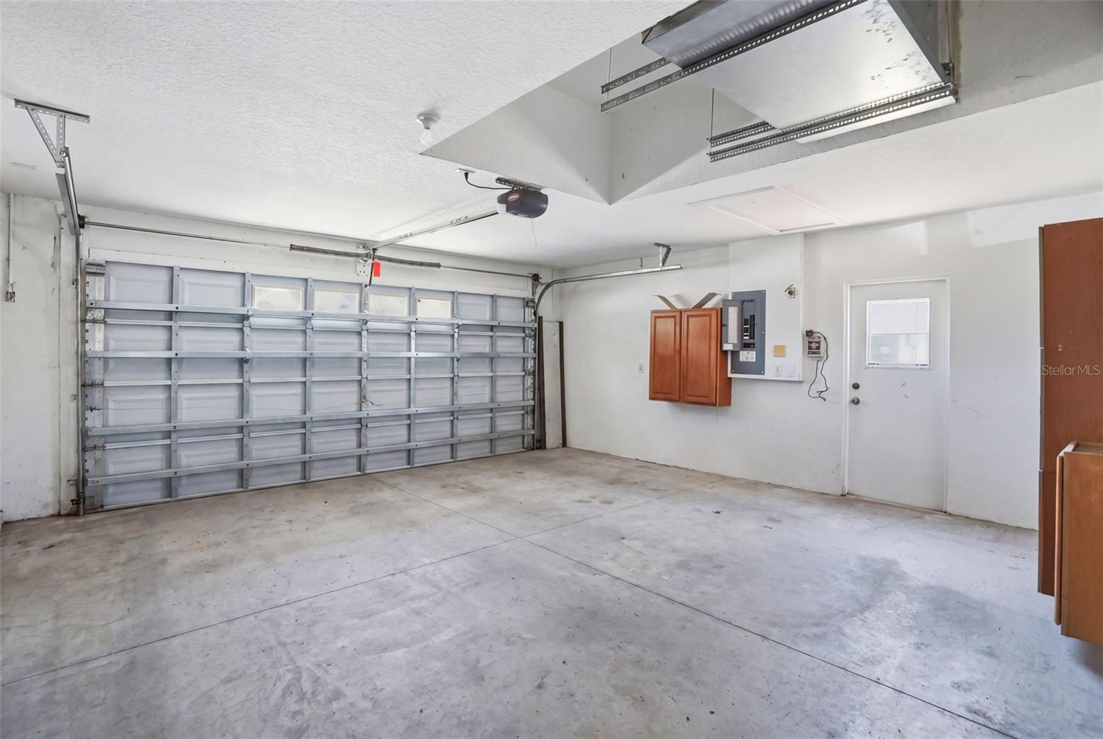 SPRING RIDGE - Residential